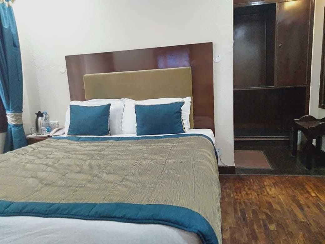Ashiana Clarks Inn Shimla Zewnętrze zdjęcie